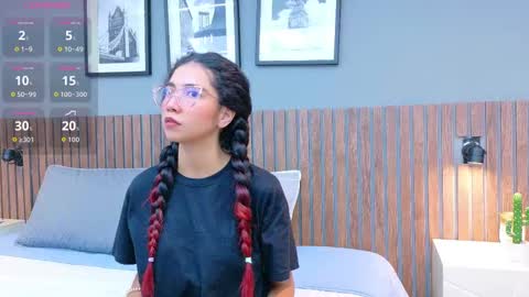 LUNA  online show from 09.15.25