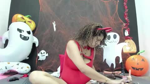 Luna online show from 10.30.25