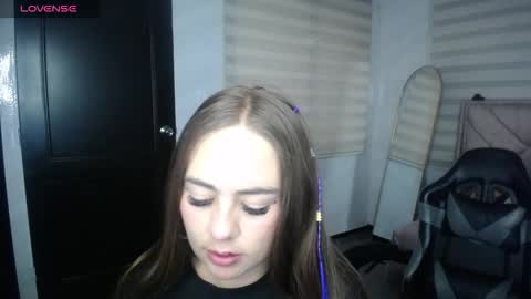 Snapshot of luna_star_v chatting on 09.10.25 Live 1000pm 600am COLOMBIAN HOUR online show from 09.10.25