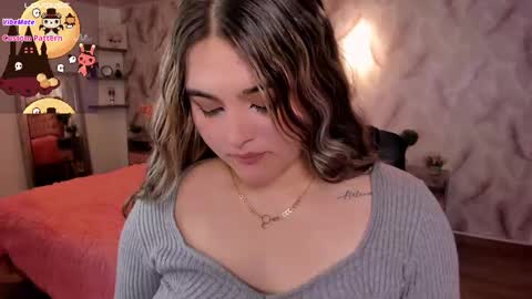 Snapshot of luna_volk chatting on 10.17.25  Luna online show from 10.17.25