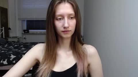 L U N A  online show from 02.10.26