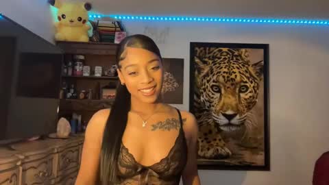 Snapshot of lunaa_11 chatting on 12.16.24 lunaa_11 online show from 12.16.24