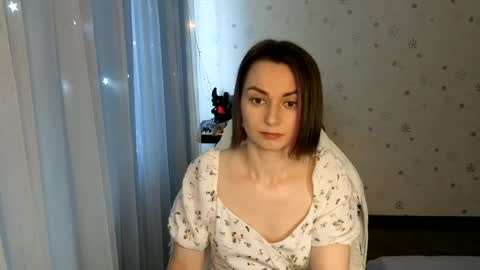 Snapshot of lunaa_bluee chatting on 06.21.26 lunaa_bluee online show from 06.21.26