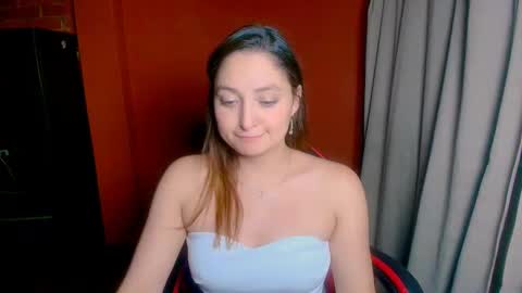 Snapshot of lunaa_m_ chatting on 03.29.26 lunaa_m_ online show from 03.29.26