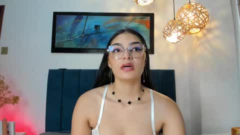 Luna Aspen online show from 09.17.25