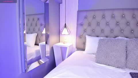 Luna  online show from 12.20.25