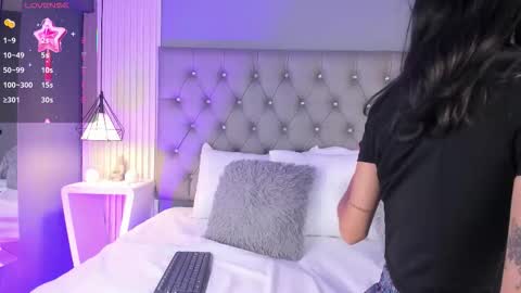 Luna  online show from 02.11.26