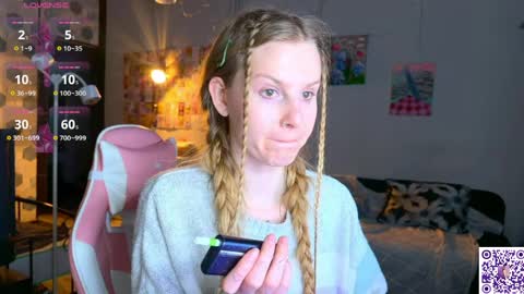 Snapshot of lunacyy chatting on 03.29.26 Britney online show from 03.29.26