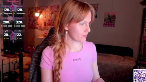 Snapshot of lunacyy chatting on 04.01.26 Britney online show from 04.01.26