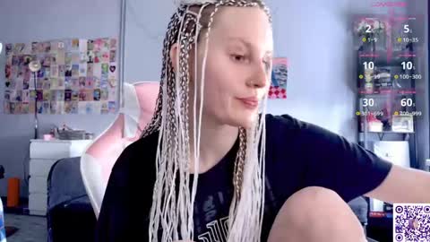 Snapshot of lunacyy chatting on 05.16.26 Britney online show from 05.16.26