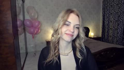 lunaflinn online show from 03.04.26