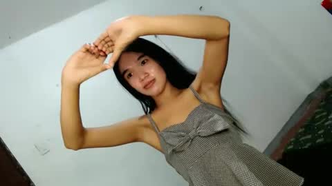 Snapshot of lunafoxx_ chatting on 02.14.26 lunafoxx_ online show from 02.14.26