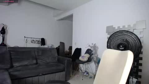 Snapshot of lunagardners chatting on 02.18.25 lunagardners online show from 02.18.25