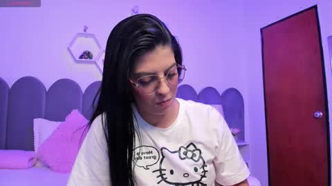 Snapshot of lunagomez24 chatting on 01.15.26 Luna Gomez online show from 01.15.26