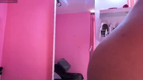 Snapshot of lunagudis chatting on 03.20.26 lunagudis online show from 03.20.26