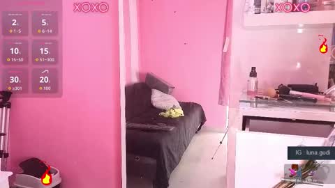 Snapshot of lunagudis chatting on 03.23.26 lunagudis online show from 03.23.26