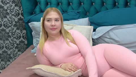 LunaHouston online show from 01.31.25