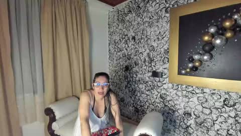 Ln  online show from 12.10.24