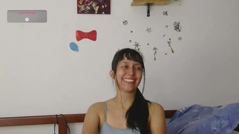 Snapshot of lunamoon_17 chatting on 09.23.25 LUNA online show from 09.23.25