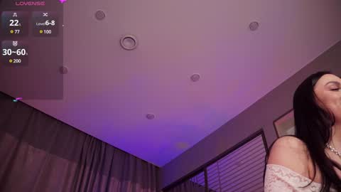 Luna  next streams Mon Fri Sat Sun 8pm-5am gmt0 online show from 01.12.25