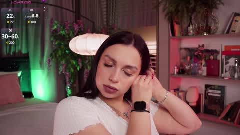 Luna  next streams Mon Fri Sat Sun 8pm-5am gmt0 online show from 01.13.25