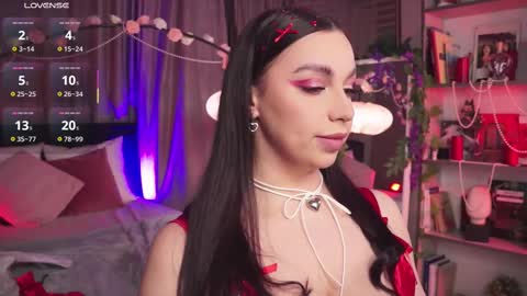 Luna  next streams Mon Fri Sat Sun 8pm-5am gmt0 online show from 02.14.25