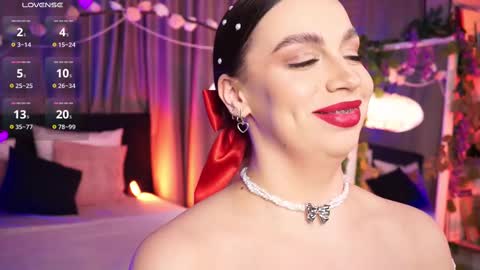 Luna  next streams Mon Fri Sat Sun 8pm-5am gmt0 online show from 02.15.25