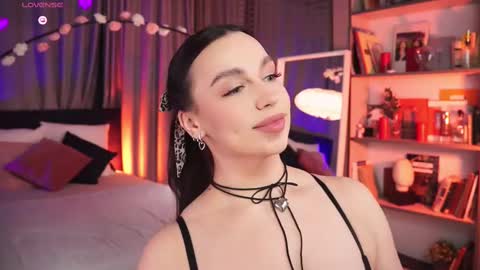 Luna  next streams Mon Fri Sat Sun 8pm-5am gmt0 online show from 02.23.25