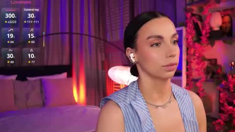 Luna  next streams Mon Fri Sat Sun 8pm-5am gmt0 online show from 10.26.25