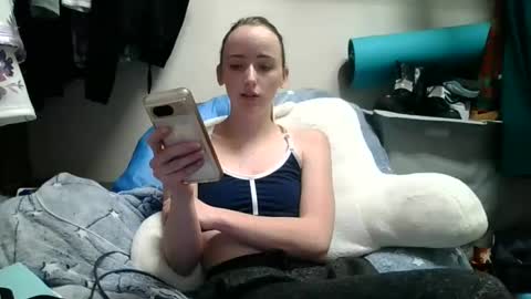 lunapixie2020 online show from 12.10.24