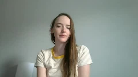 Snapshot of lunapixie2020 chatting on 04.29.26 lunapixie2020 online show from 04.29.26