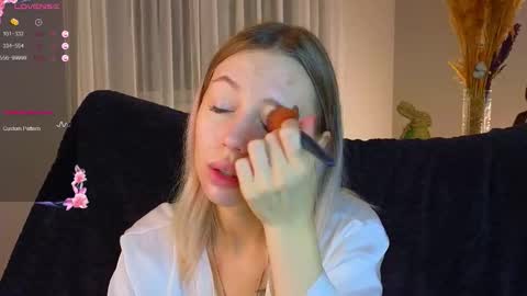 Kelly online show from 11.23.25