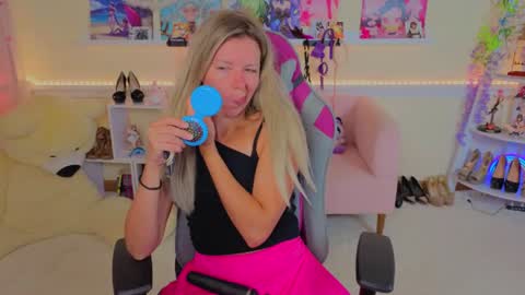 Luna Rishi online show from 07.31.26