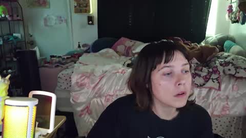 lunarqueen420 online show from 03.08.26