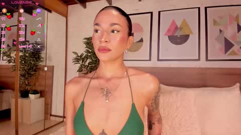 Luna Ruso  online show from 02.19.26