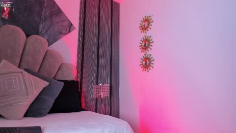 Luna   online show from 03.15.26