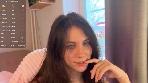 Snapshot of lunawho chatting on 03.02.26 Luna online show from 03.02.26