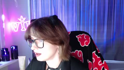 Snapshot of lunaxcherry chatting on 07.20.26 LunaXcherry online show from 07.20.26