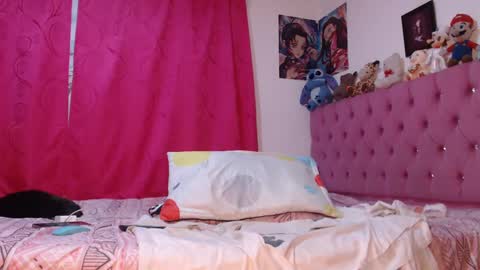 Snapshot of lunita2020x chatting on 09.17.25 Luna online show from 09.17.25