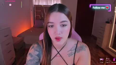 Snapshot of lunna_roosee chatting on 07.15.26 LUNA ROSE online show from 07.15.26