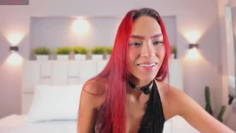 Snapshot of lunnablake chatting on 02.07.26 L U N N A online show from 02.07.26