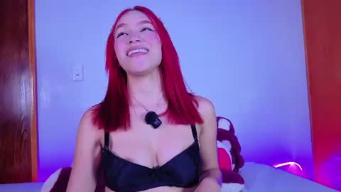 Snapshot of lunnablake chatting on 07.24.26 L U N N A online show from 07.24.26