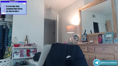 Snapshot of lunobbione chatting on 02.21.26 Lunobbione online show from 02.21.26