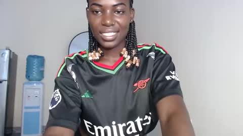 Snapshot of luo_queen chatting on 03.08.26 luo_queen online show from 03.08.26