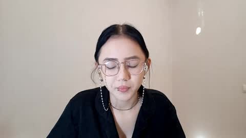 Roxie online show from 04.25.26