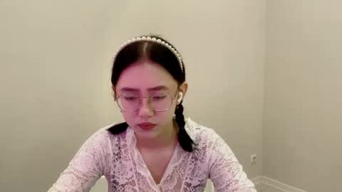 Roxie online show from 05.13.26