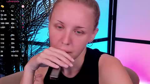 Snapshot of lushcherry chatting on 07.20.26 your sweet Liana online show from 07.20.26