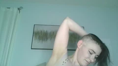 Kikithebaee online show from 02.23.25