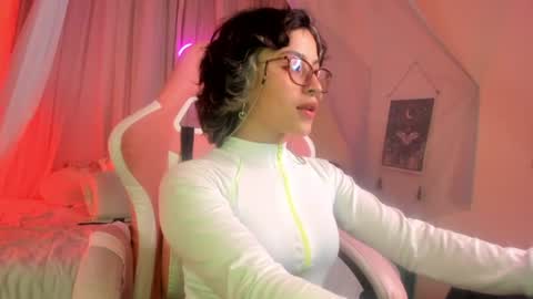 Snapshot of lusiana__ chatting on 06.24.26 Luci online show from 06.24.26