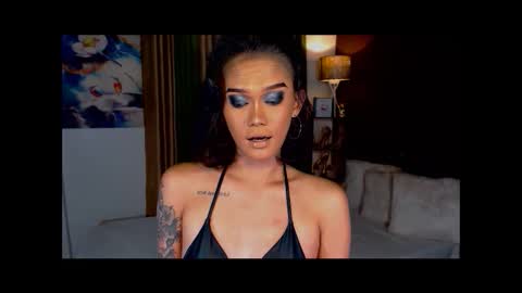 AdriannaFowks online show from 01.26.25